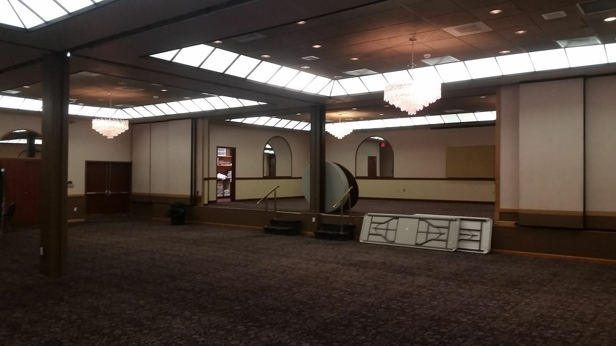 Howard Johnson グランドフォークス エクステリア 写真